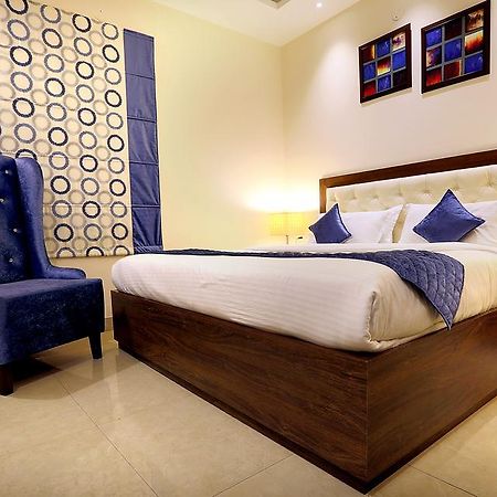 Hotel Rk Grande Ludhiana Zimmer foto